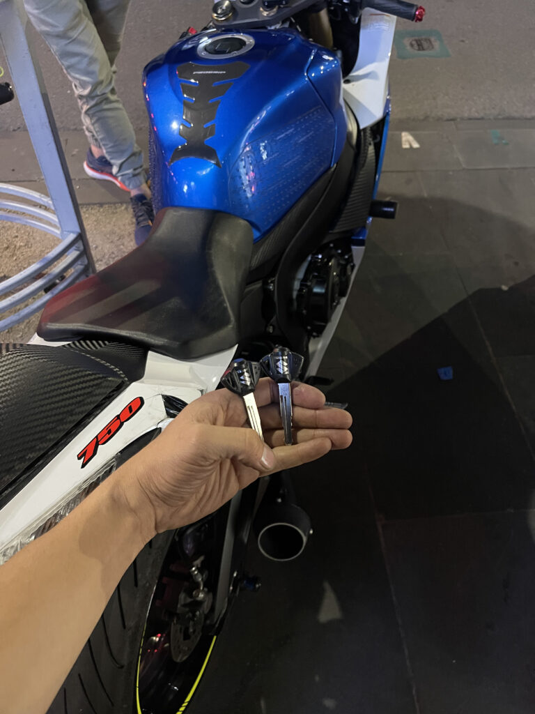 Motorcycle locksmith ignition barrel repair and key replacement Car keys Express Melbourne
